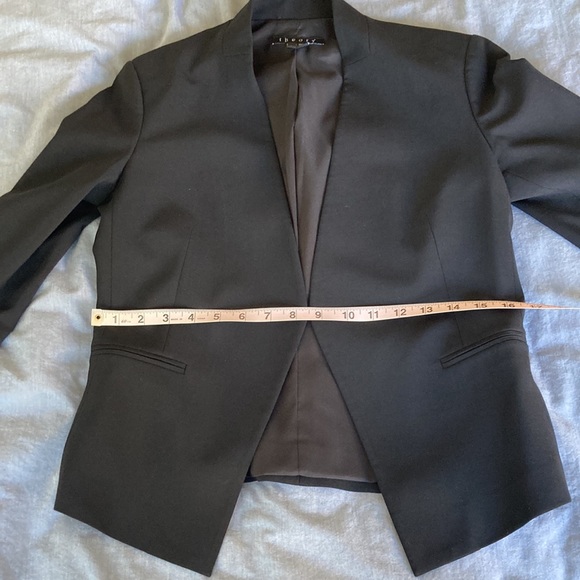 **SOLD** Theory black blazer - Picture 6 of 12
